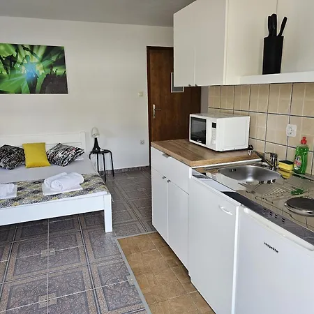 Apartments Antonia - S. Novalja Stara Novalja Room photo