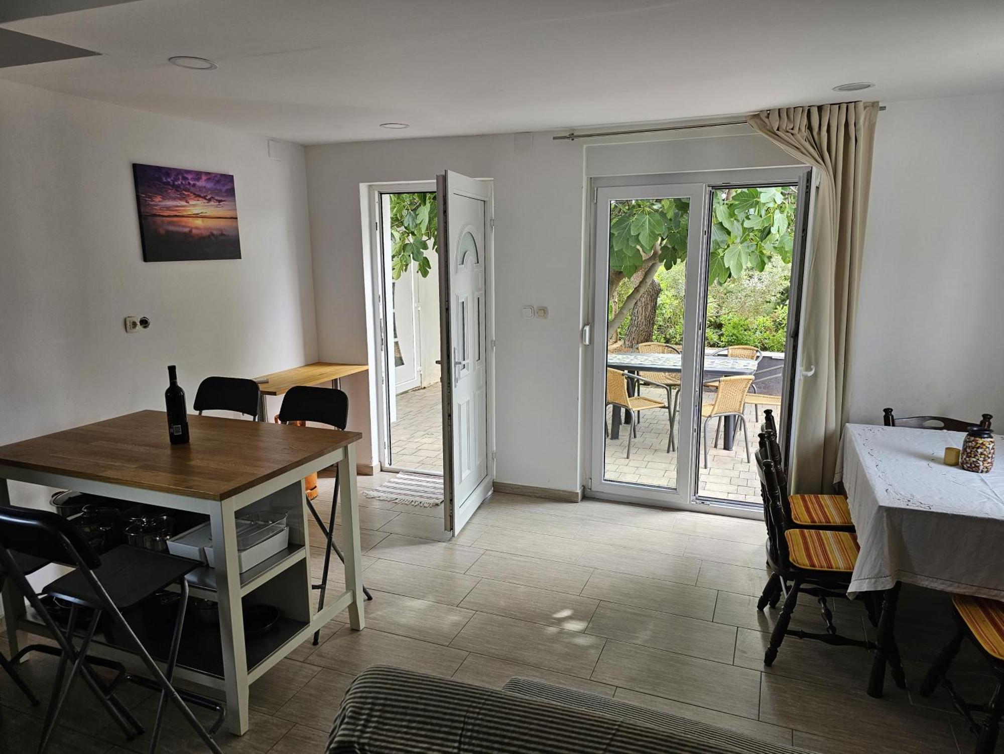 Appartement Antonia - S. Novalja *